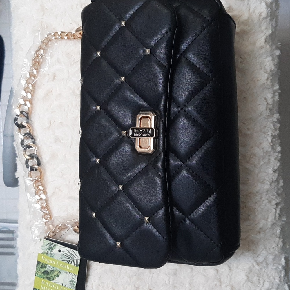 New Badgley Mischka medium black quilted with studs crossbody handbag